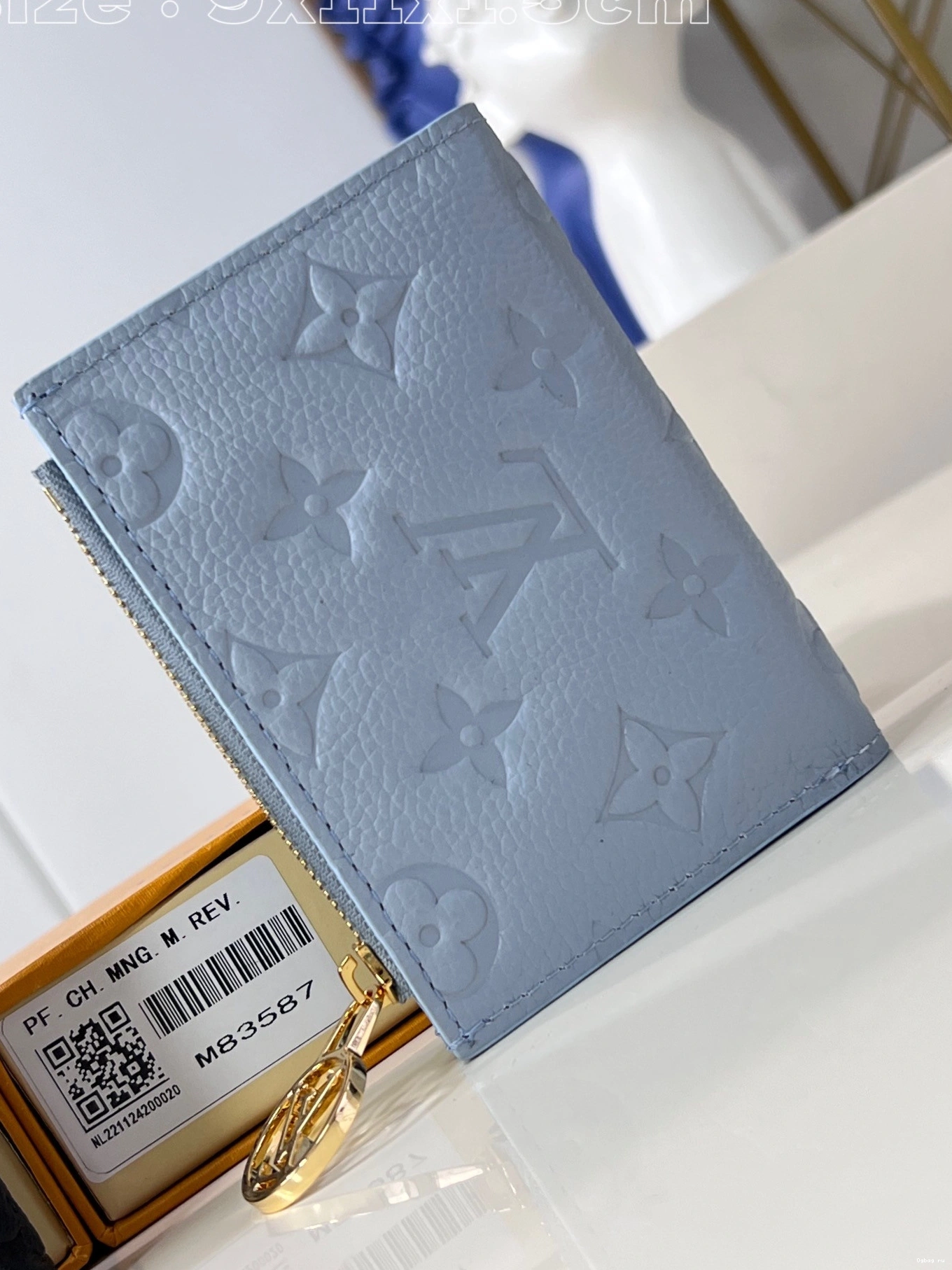- LOUIS Wallet 9*11.5*1.5CM Lisa VUITTON 0720